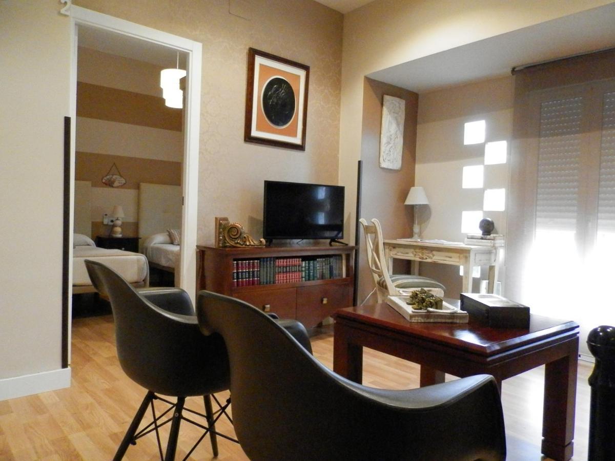 Apartamentos Nundinae Mérida Esterno foto
